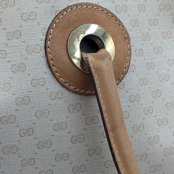 Vintage Gucci Micro GG Tote Bag - Picture 5 of 11